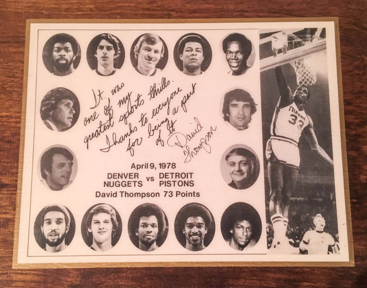 Thompson gave his teammates plaques commemorating their epic regular-season finale.